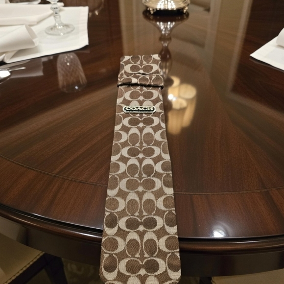 FOLLOW ME!!! - Picture 8 of 12